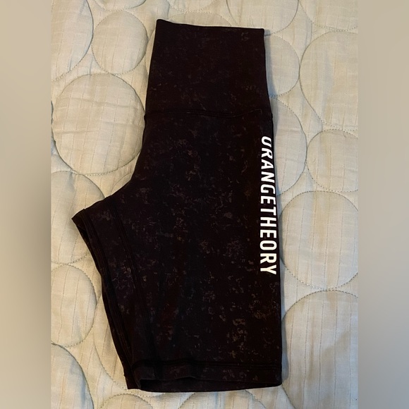 Lululemon Align Short 8" Speckle Emboss Black size 4 - Picture 10 of 13